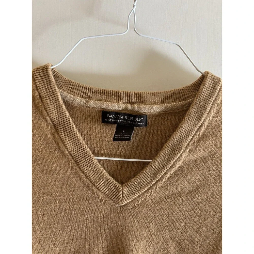 Banana Republic Mens Large Pima Cotton Cashmere V Neck Sweater Carmel Pullover